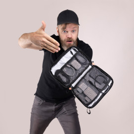 TROIKA BLACK TECH POUCH 2