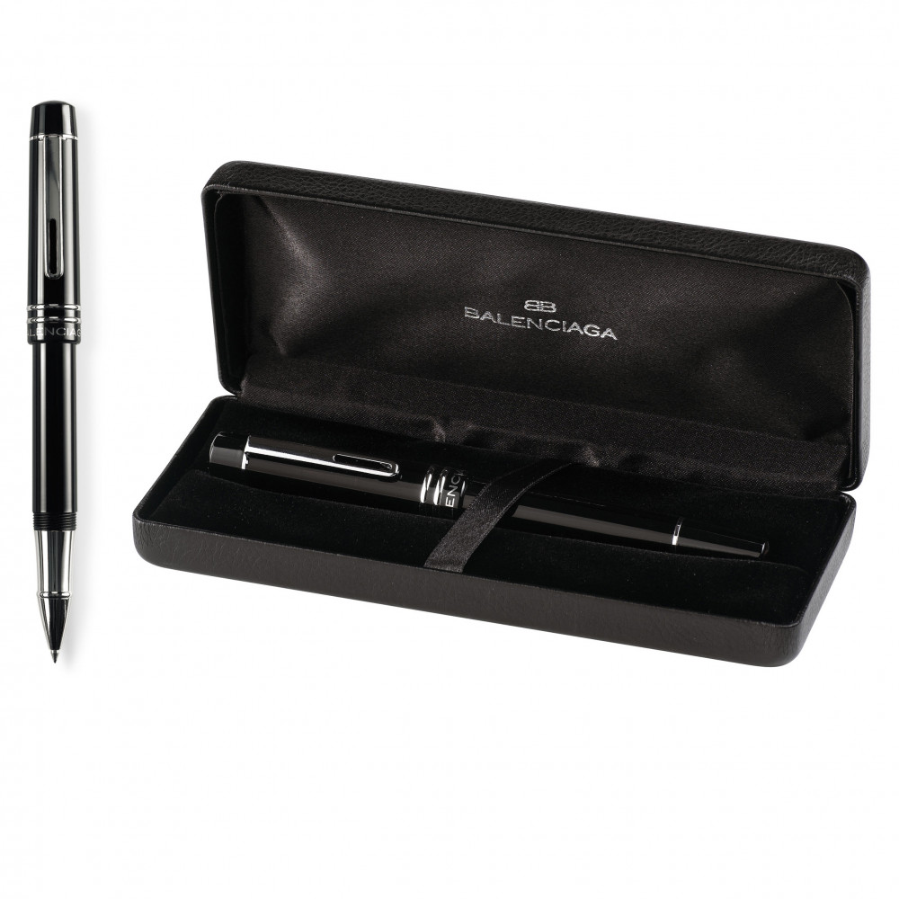 Roller pen Roller pen