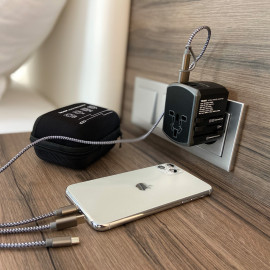 TROIKA WORLD TRAVEL ADAPTER