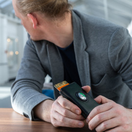 TROIKA MENS SMART WALLET