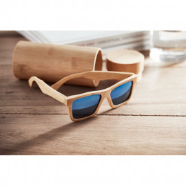 Sunglasses in bamboo with case