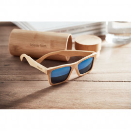 Sunglasses in bamboo with case
