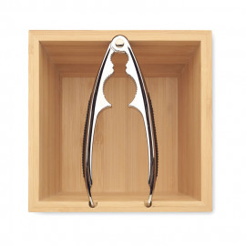 Nut cracker set