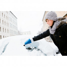 Car ice scraper w/ mitten