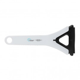 Polard RCS certified recycled plastic 3-in-1 ice scraper