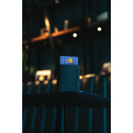 Seekcard RCS rpolyester card wallet with worldwide locating
