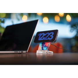 Magcharge 15W magnetic wireless charging stand