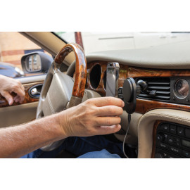 PowerCruze RCS rplastic 15W magnetic charging car holder