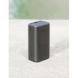 Urban Vitamin Campbell 55W 10.000mAh pocket powerbank Urban Vitamin Campbell 55W 10.000mAh pocket powerbank