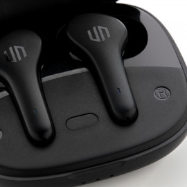 Urban Vitamin Byron ENC earbuds