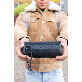 Urban Vitamin Berkeley IPX7 waterproof speaker