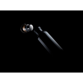 GRS RPET bottle with FSC bamboo lid and handle