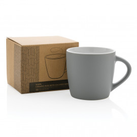 Ceramic mug with coloured inner