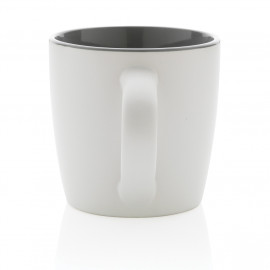 Ceramic mug with coloured inner