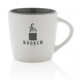 Ceramic mug with coloured inner
