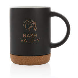 Ceramic mug with cork base