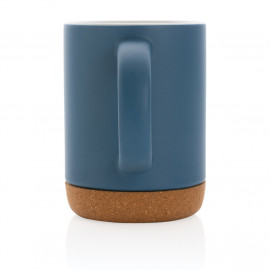 Ceramic mug with cork base