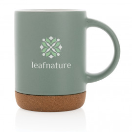 Ceramic mug with cork base
