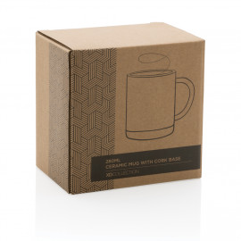Ceramic mug with cork base