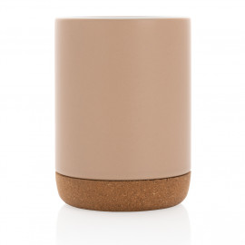 Ceramic mug with cork base