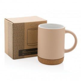 Ceramic mug with cork base