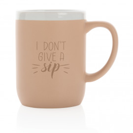 Ceramic mug with white rim