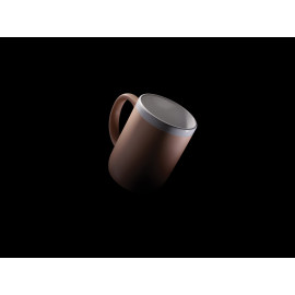 Ceramic mug with white rim