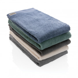 Ukiyo Sakura AWARE™ 500 gsm bath towel 50 x 100cm