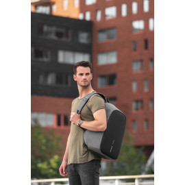 Раница против кражба "Bobby Hero XL" 17"