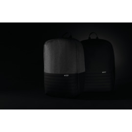 Swiss Peak AWARE™ RFID anti-theft 15'' laptop backpack
