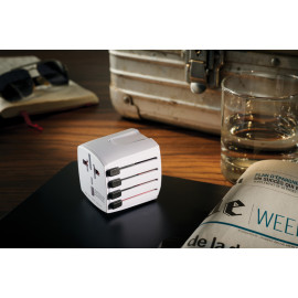 SKROSS World Travel Adapter MUV Micro