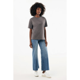 IQONIQ Nikko heavyweight recycled cotton t-shirt IQONIQ Nikko heavyweight recycled cotton t-shirt