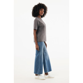 IQONIQ Nikko heavyweight recycled cotton t-shirt IQONIQ Nikko heavyweight recycled cotton t-shirt