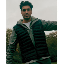 Iqoniq Logan recycled polyester lightweight jacket