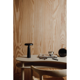 VINGA Avery RCS table lamp